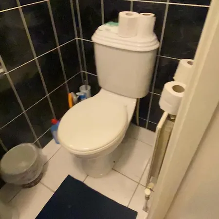 Dorm 5-6 People Shared Bathroom Outside Séjour chez l'habitant